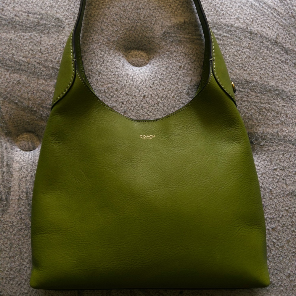 Coach Brooklyn 28 (CU068) - Dark Lime